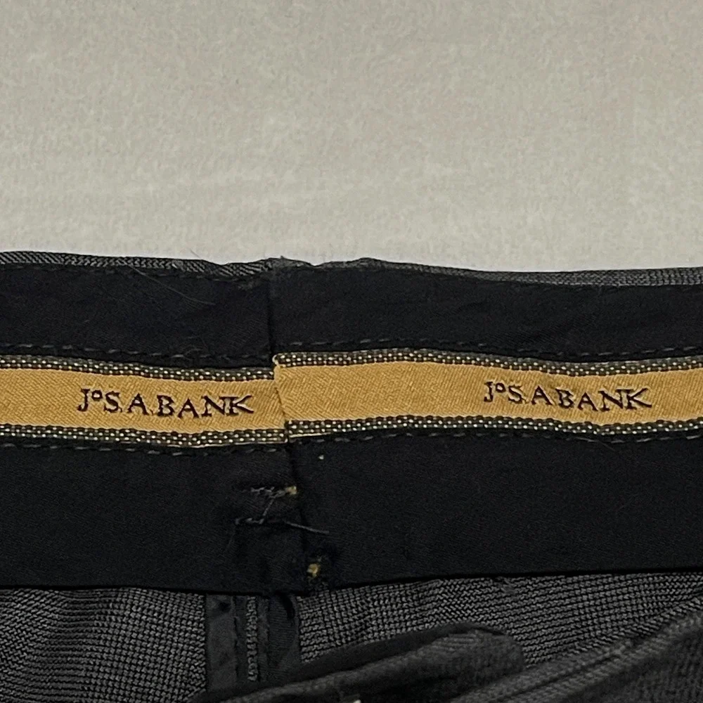 Jos A Bank Mens Wool Dress‎ Pants Charcoal Grey Pleated Classic Fit 37x32 Office